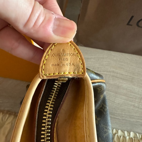 🔥LOUIS VUITTON BOETIE GM MNG, EXCELLENT CNDT, AUTHENTIC - Picture 3 of 15